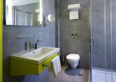 NOVINKA - Besedy pod Krétským sluncem - transformační kurz s Jiřím Ledvinkou a Jaroslavem Grűnwaldem - Kréta / letovisko Bali - Rethymno, 7.-14.6.2025